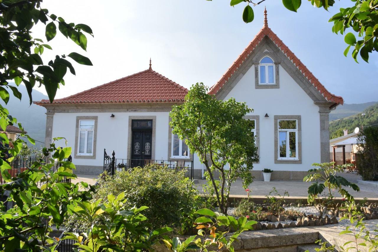 Casa De Carrapatelo Otel Mesão Frio Dış mekan fotoğraf